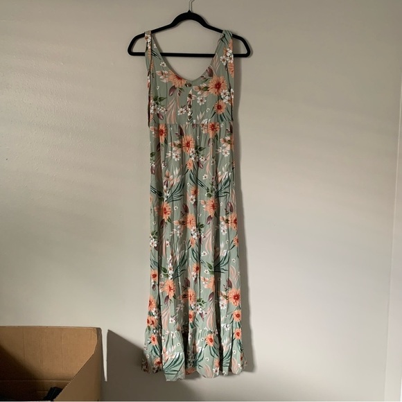 Nevena Rae Sleeveless Floral Maxi Dress - Picture 1 of 6